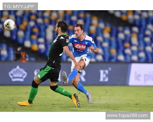 欧冠大战：那不勒斯3-0击败国米十大精彩进球回顾引爆全场热情